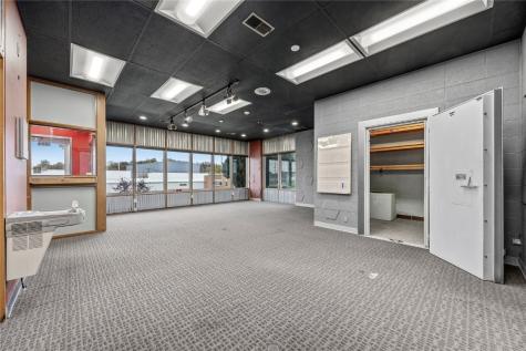 1847 E Avenue NE Cedar Rapids IA 52402