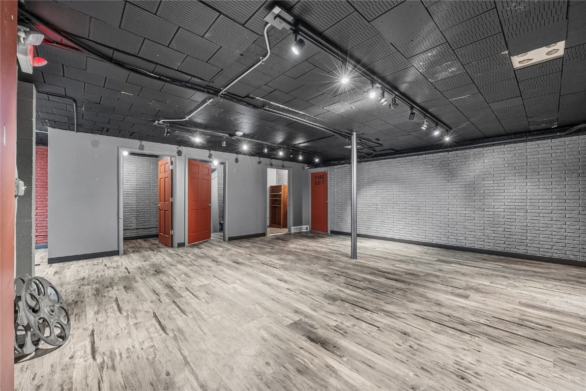 1847 E Avenue NE Cedar Rapids IA 52402