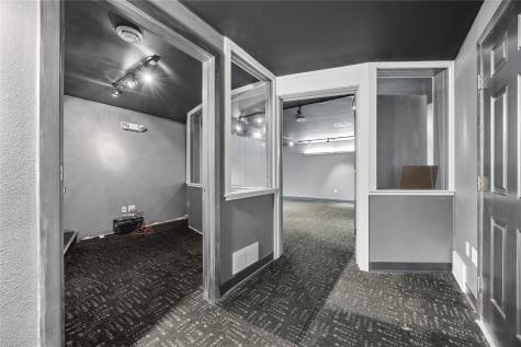 1847 E Avenue NE Cedar Rapids IA 52402