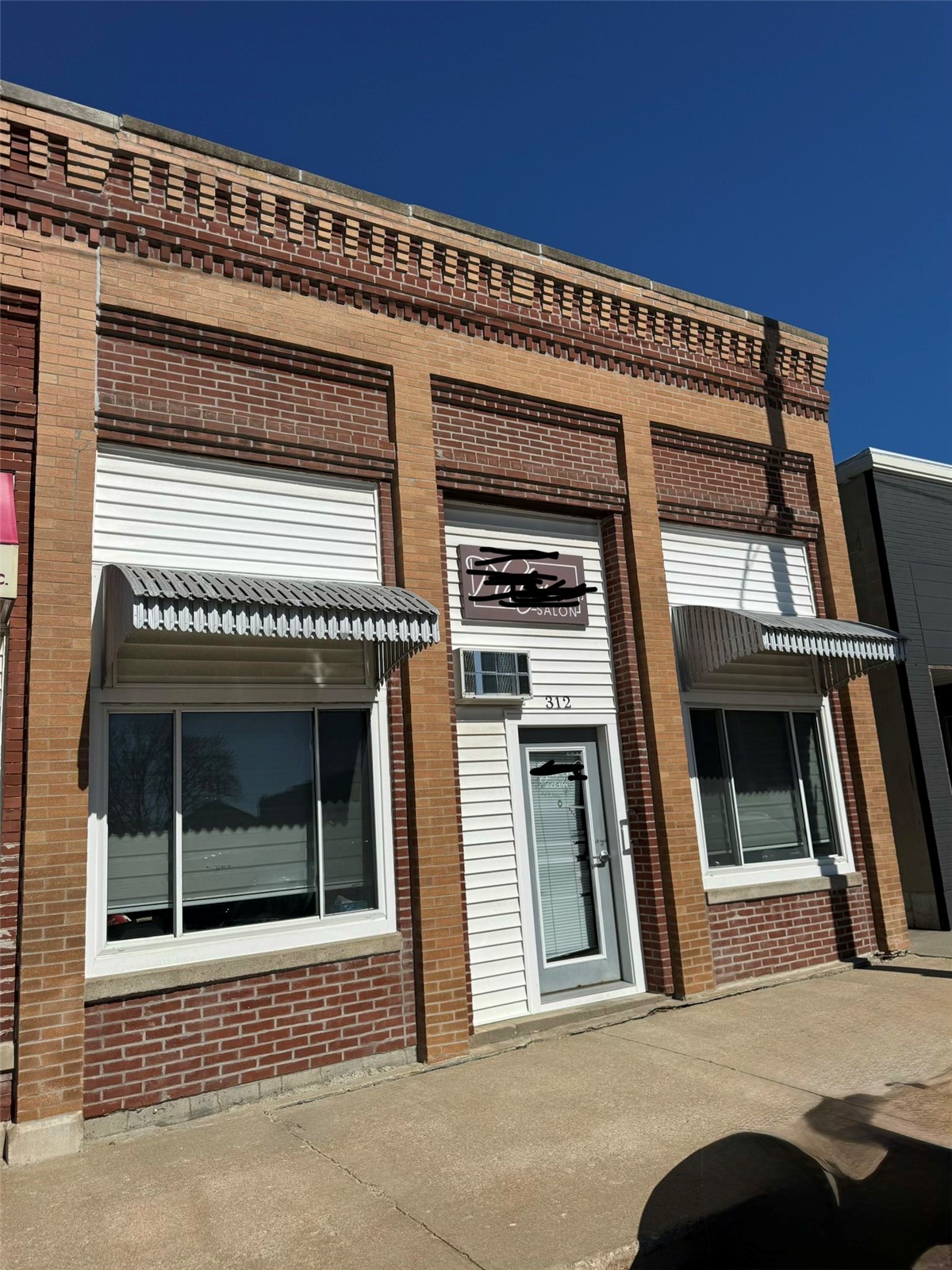 312 W Wood Street Urbana IA 52345