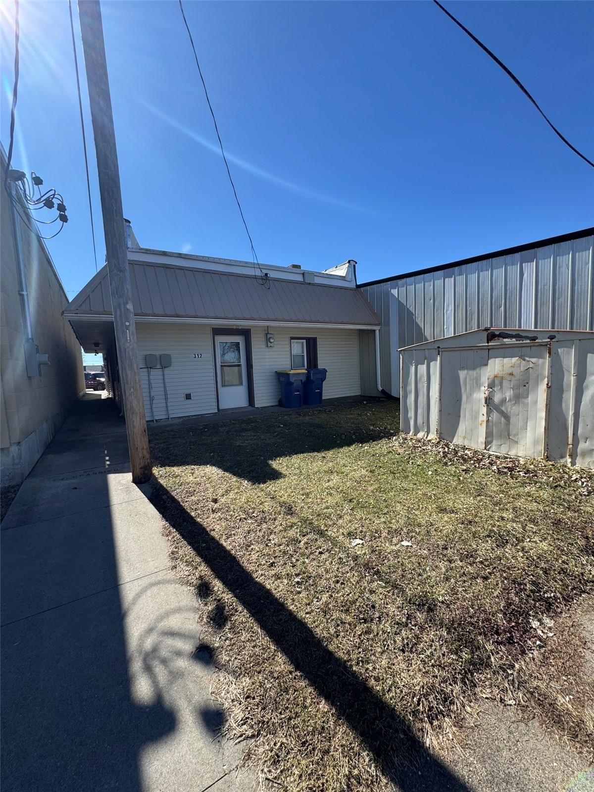 312 W Wood Street Urbana IA 52345