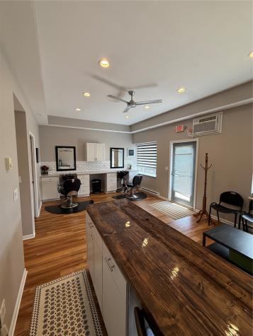 312 W Wood Street Urbana IA 52345