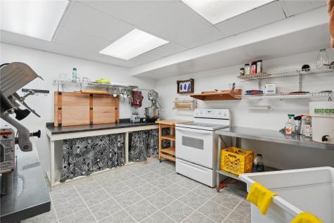 122 2nd Street SE Swisher IA 52338