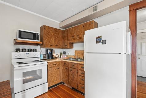 122 2nd Street SE Swisher IA 52338