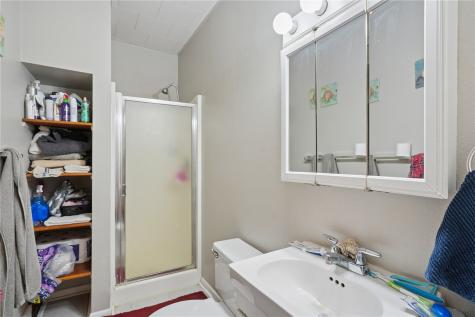 122 2nd Street SE Swisher IA 52338