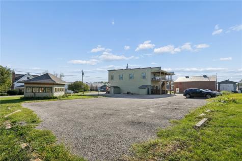 122 2nd Street SE Swisher IA 52338