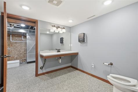 4301 6th Street SW Cedar Rapids IA 52404