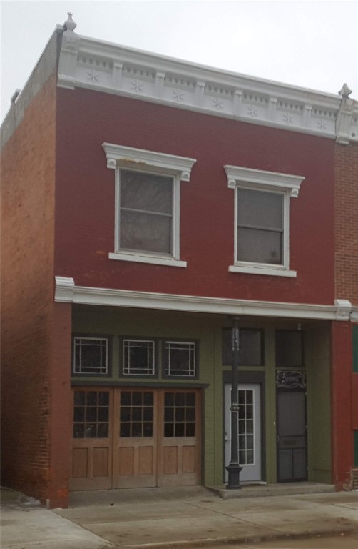 1128 Marengo Avenue Marengo IA 52301