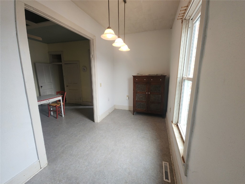 1128 Marengo Avenue Marengo IA 52301