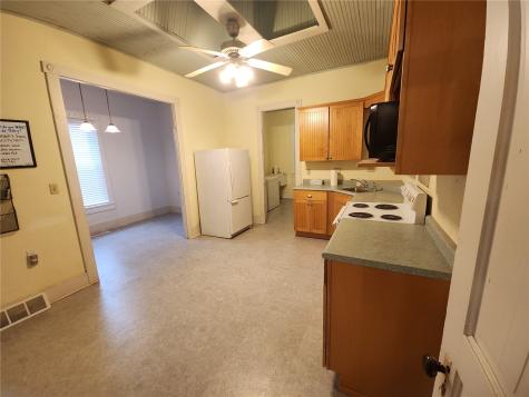 1128 Marengo Avenue Marengo IA 52301