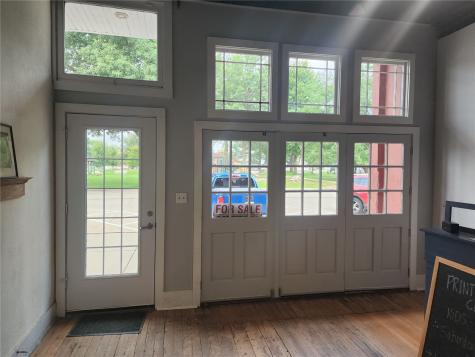 1128 Marengo Avenue Marengo IA 52301