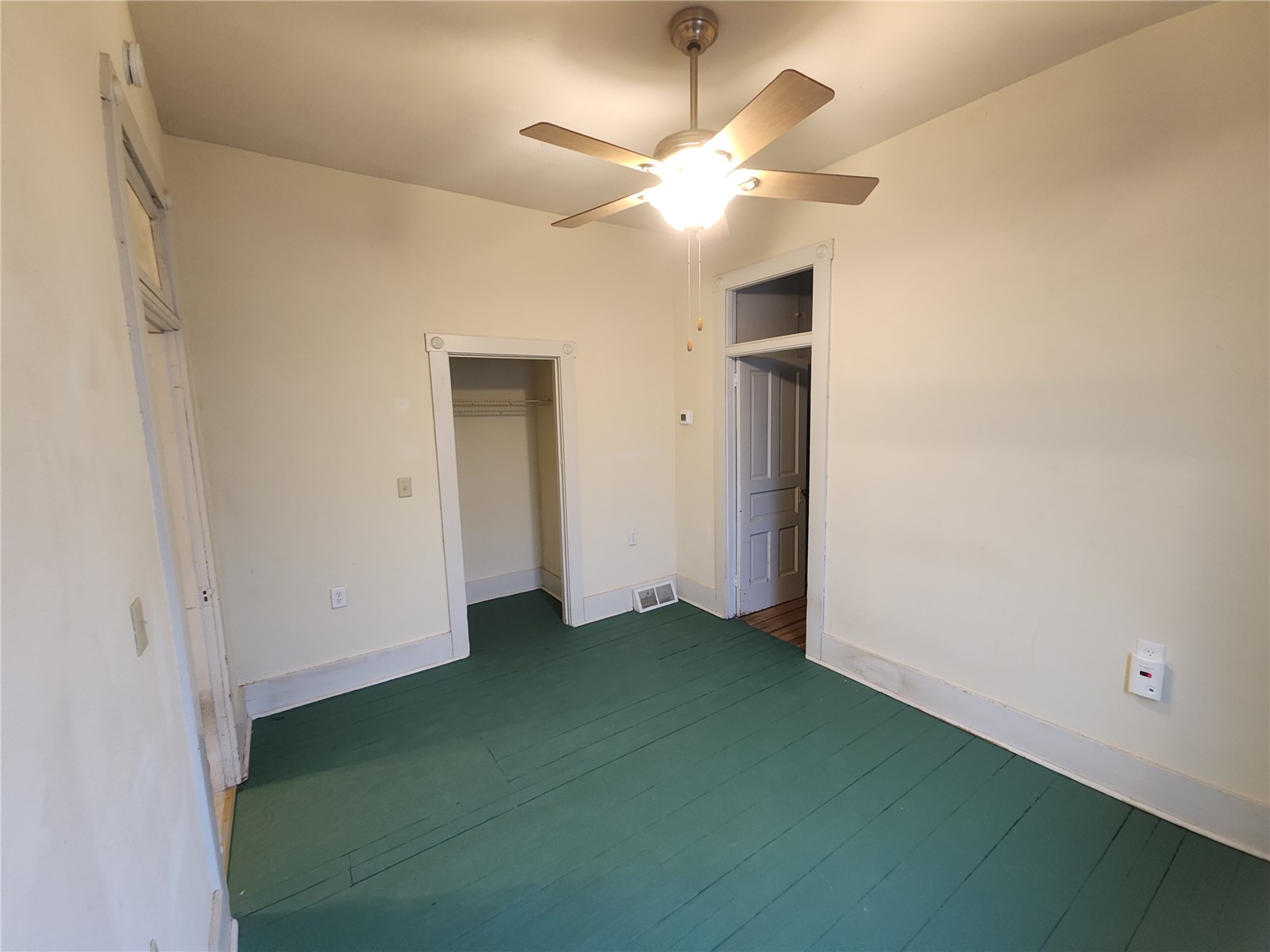 1128 Marengo Avenue Marengo IA 52301