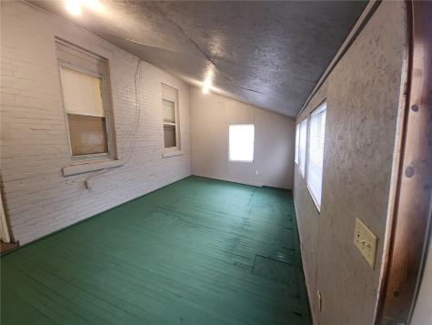 1128 Marengo Avenue Marengo IA 52301