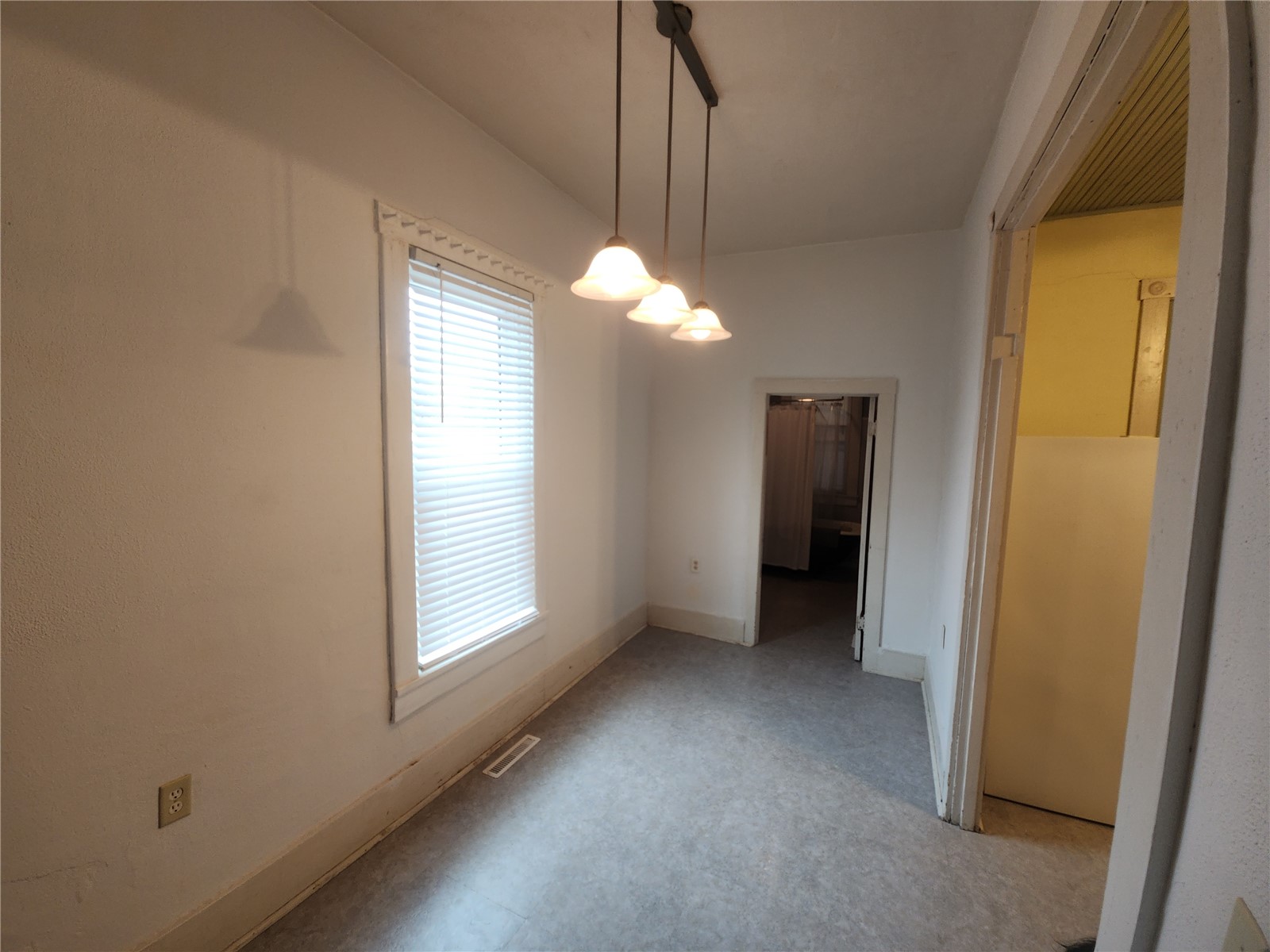 1128 Marengo Avenue Marengo IA 52301
