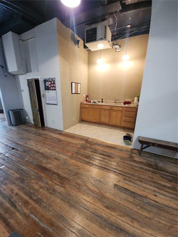1128 Marengo Avenue Marengo IA 52301
