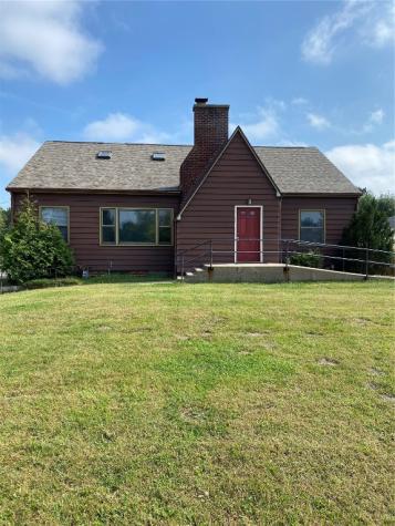 4225 1st Avenue SE Cedar Rapids IA 52402
