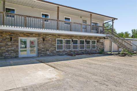 520 Franklin Street Center Point IA 52213