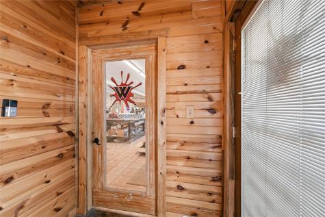 520 Franklin Street Center Point IA 52213