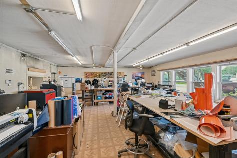 520 Franklin Street Center Point IA 52213