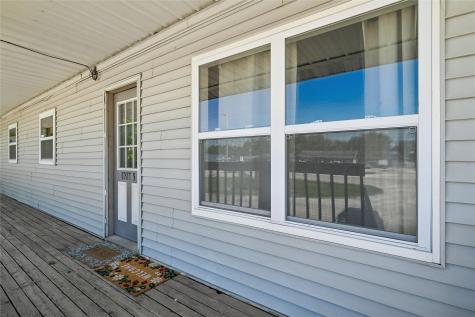 520 Franklin Street Center Point IA 52213