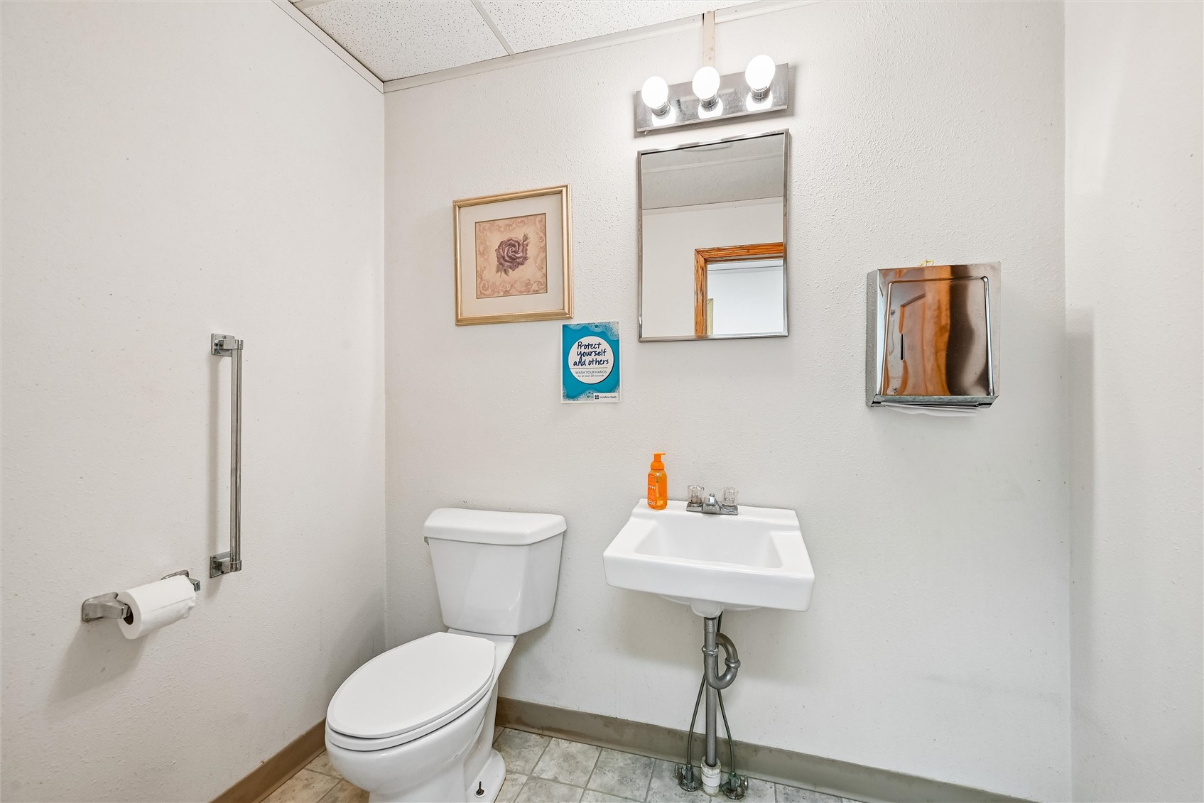 1208 8th Avenue Belle Plaine IA 52208