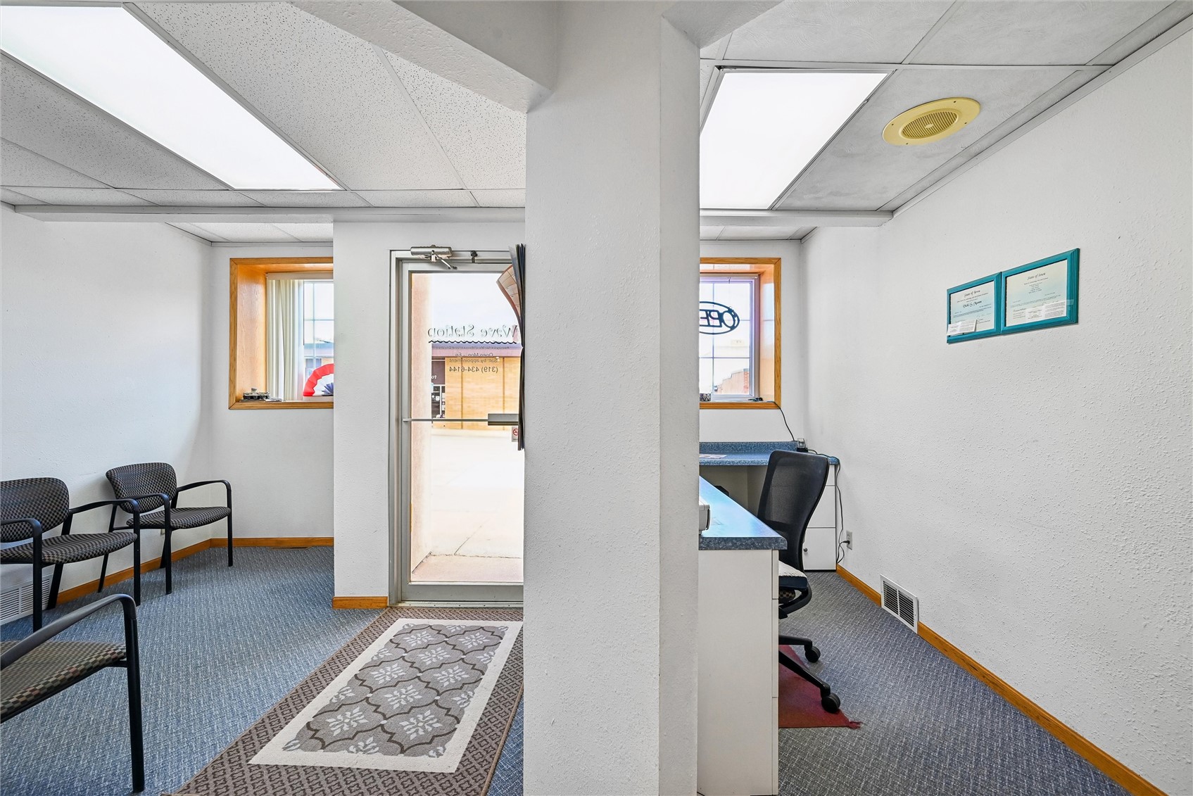 1208 8th Avenue Belle Plaine IA 52208