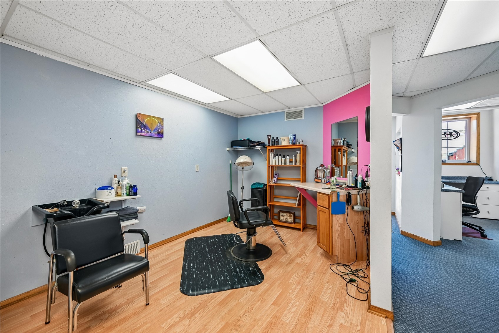 1208 8th Avenue Belle Plaine IA 52208