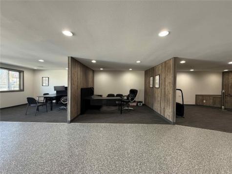 209 Franklin Street Center Point IA 52213