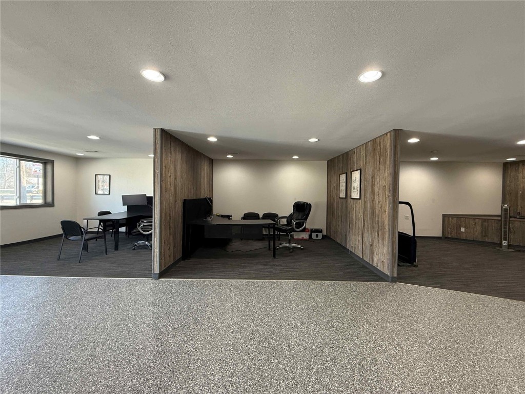 209 Franklin Street Center Point IA 52213