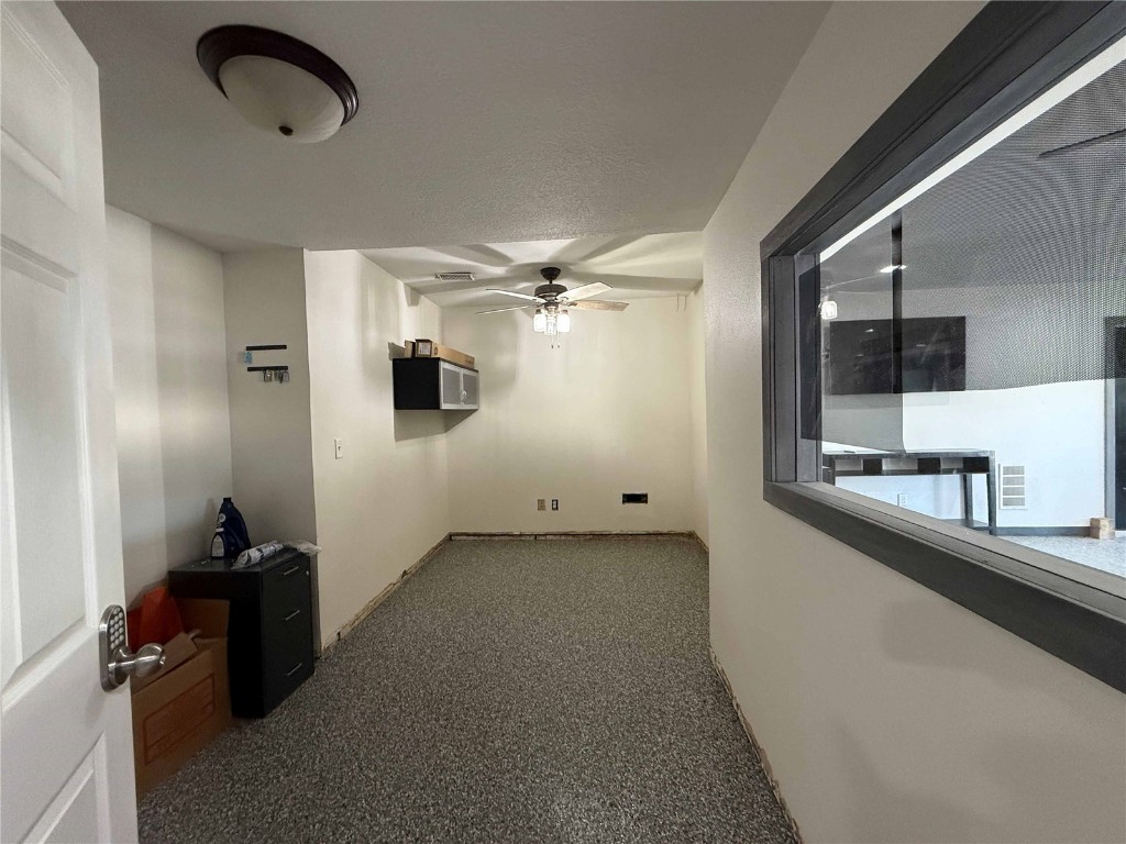 209 Franklin Street Center Point IA 52213