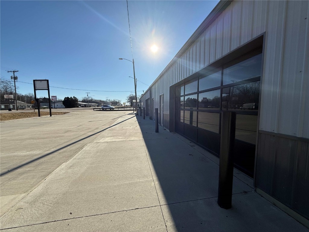 209 Franklin Street Center Point IA 52213