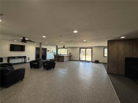 209 Franklin Street Center Point IA 52213