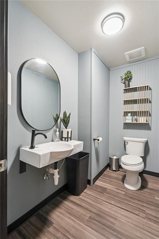 103 E Main Anamosa IA 52205