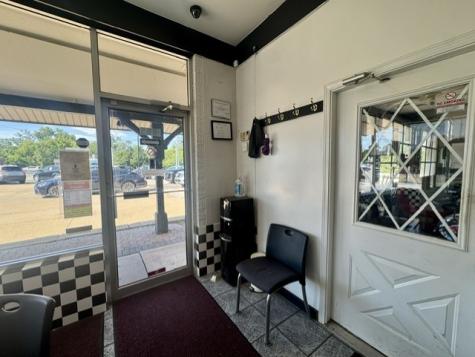 1945 42nd Street NE Cedar Rapids IA 52402