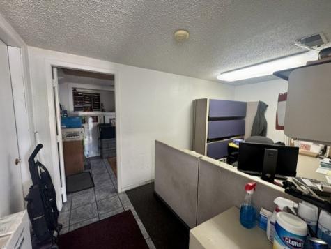 1945 42nd Street NE Cedar Rapids IA 52402
