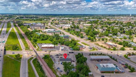 1945 42nd Street NE Cedar Rapids IA 52402