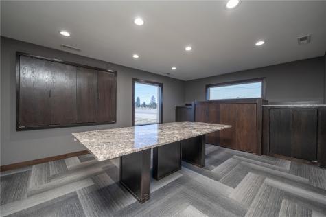2601 120th Street NW Swisher IA 52338