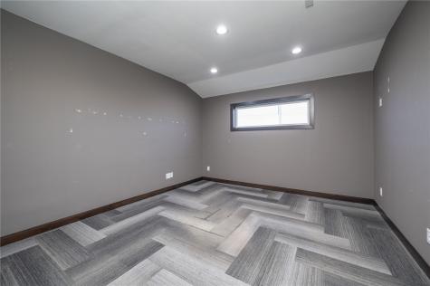 2601 120th Street NW Swisher IA 52338