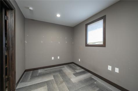 2601 120th Street NW Swisher IA 52338