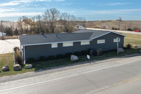 2601 120th Street NW Swisher IA 52338