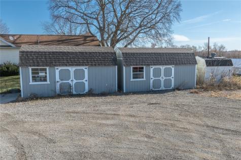 2601 120th Street NW Swisher IA 52338