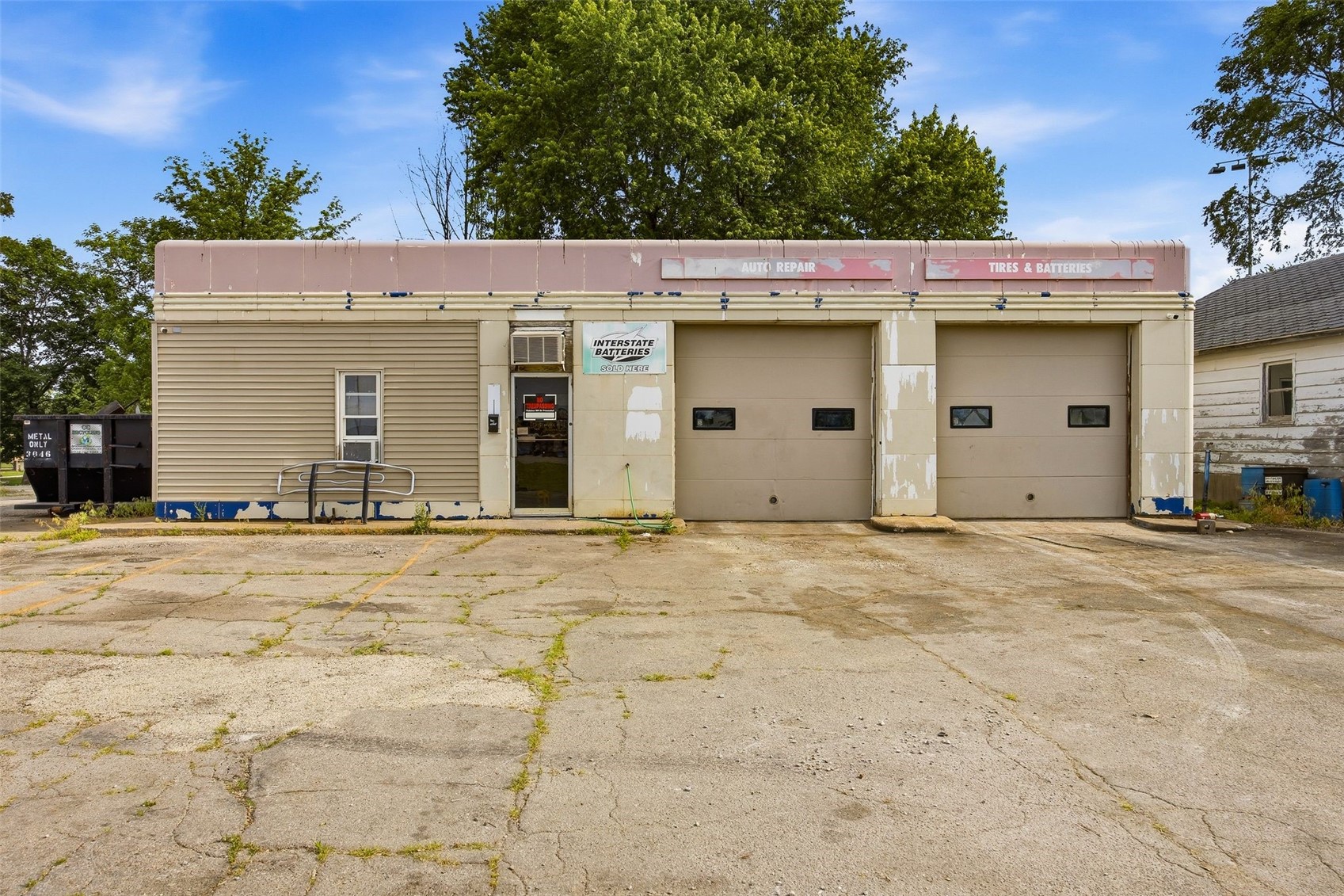 318 E Business 30 Lisbon IA 52253