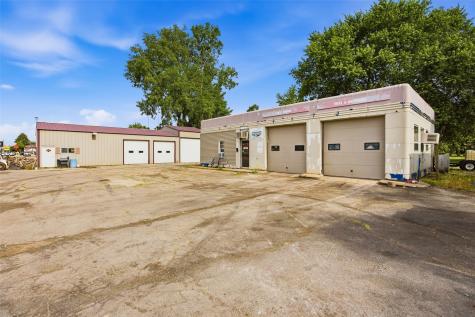 318 E Business 30 Lisbon IA 52253