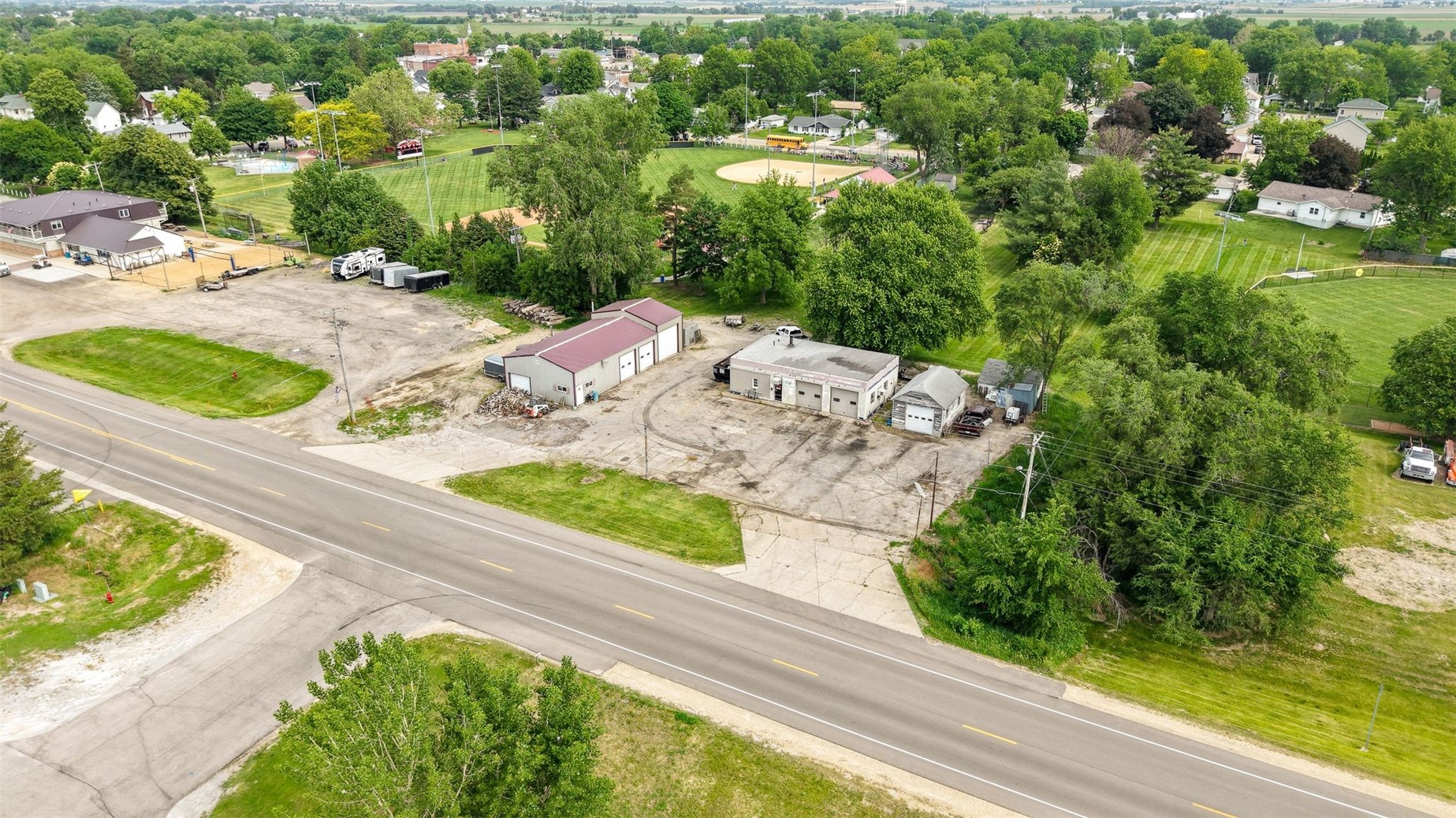 318 E Business 30 Lisbon IA 52253