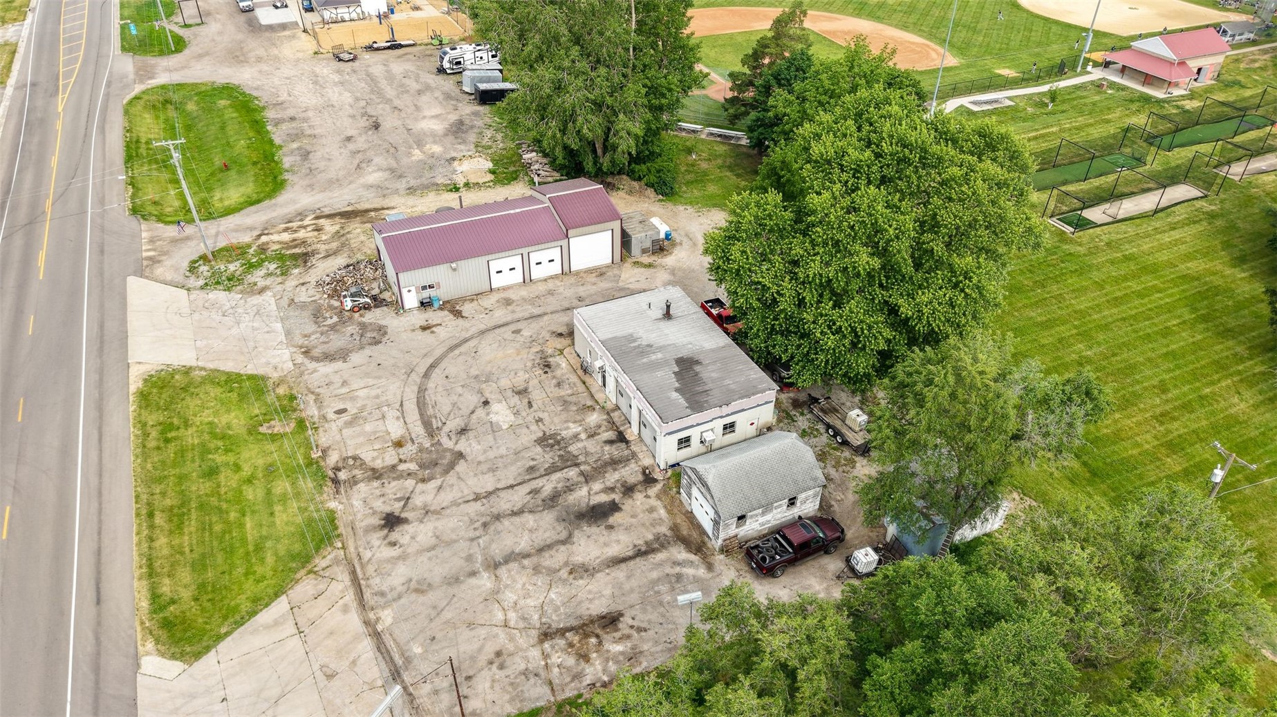 318 E Business 30 Lisbon IA 52253