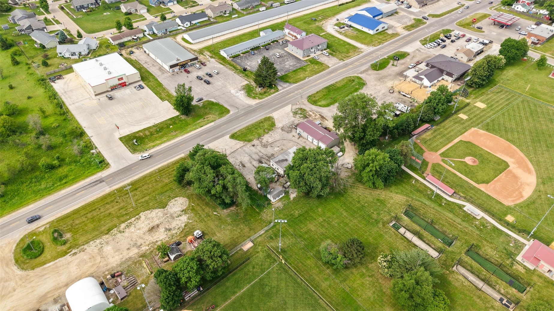 318 E Business 30 Lisbon IA 52253