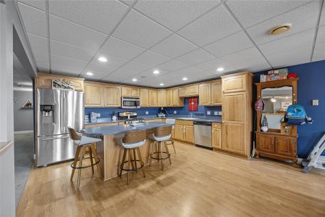 118 N Franklin Street Manchester IA 52057