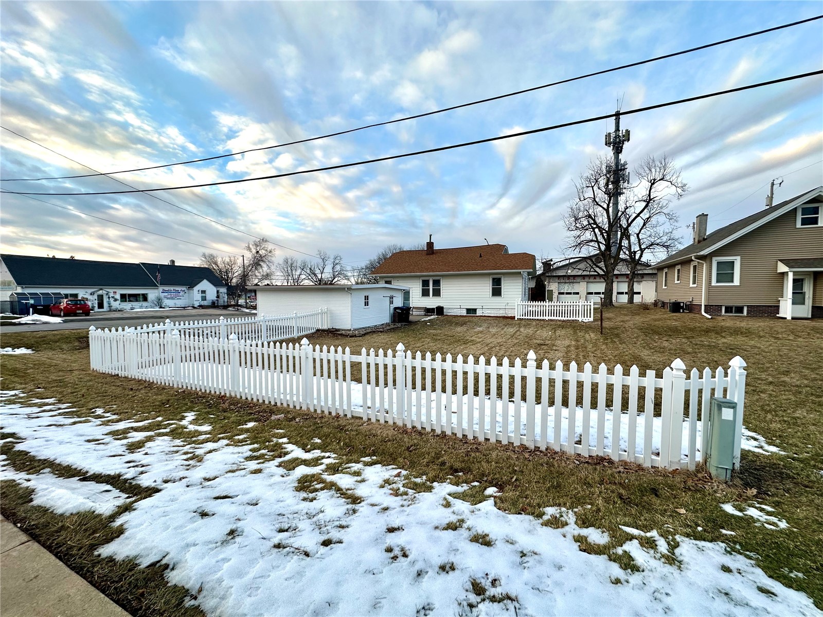 605 8th Avenue Marion IA 52302