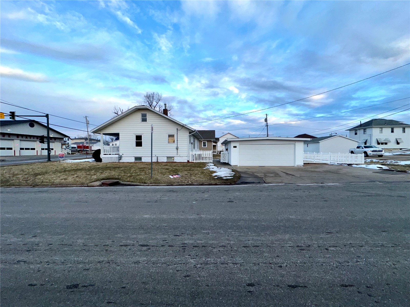 605 8th Avenue Marion IA 52302