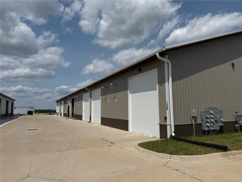 128 Greenfield Drive Tiffin IA 52340
